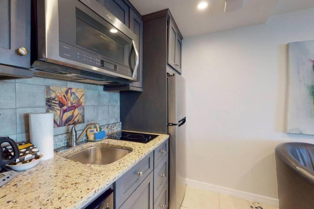 רסקין Sea Spray, Studio 114, Beach Steps Away! Pool+Wifi מראה חיצוני תמונה