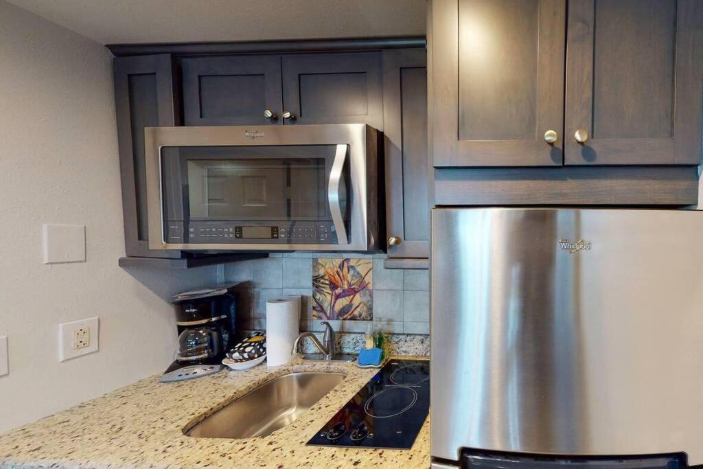 רסקין Sea Spray, Studio 114, Beach Steps Away! Pool+Wifi מראה חיצוני תמונה