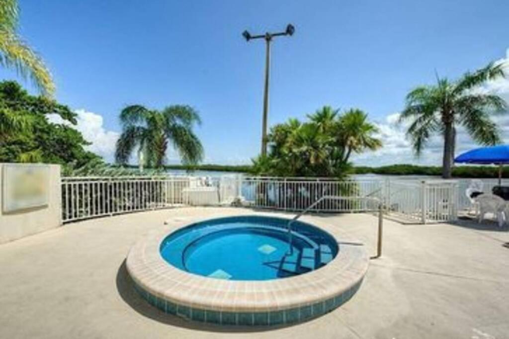 רסקין Sea Spray, Studio 114, Beach Steps Away! Pool+Wifi מראה חיצוני תמונה